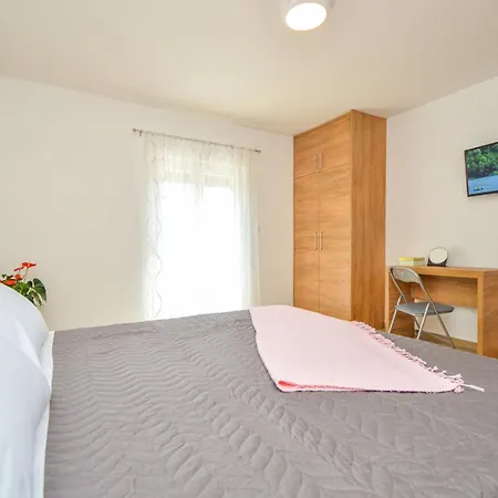 Lejlighed Milena-2 By Interhome