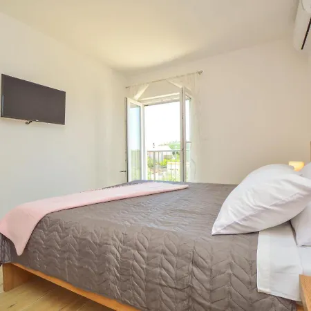 Milena-2 By Interhome